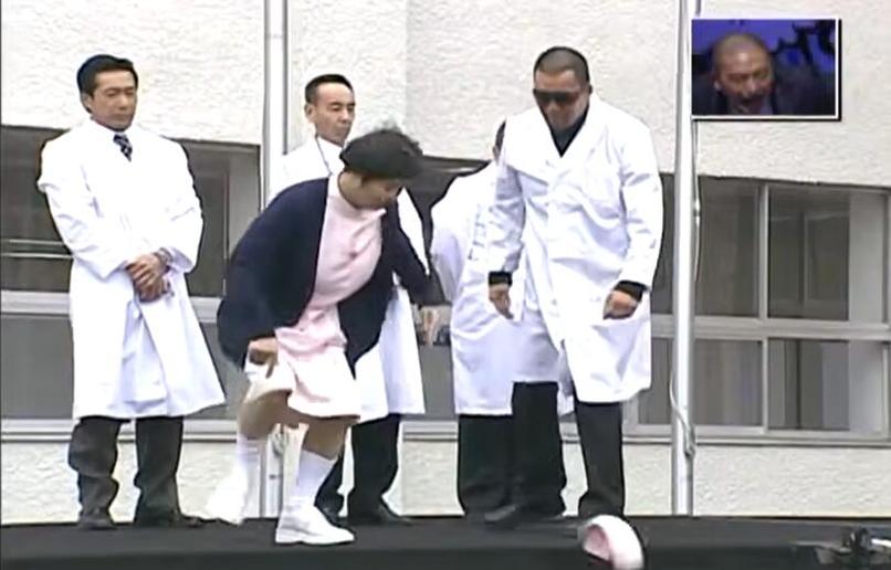 爱音乐，更喜欢日本！惊艳表演背后的打歌节目老头扮演者