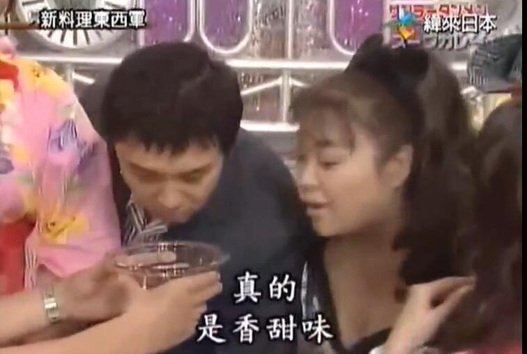 看看哪个团队厨艺更高超？快来《东西料理军》观战吧