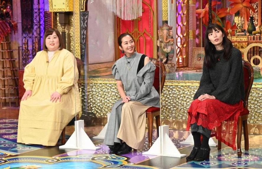 日本第一次见面就亲亲相亲，是一种什么样的文化现象？