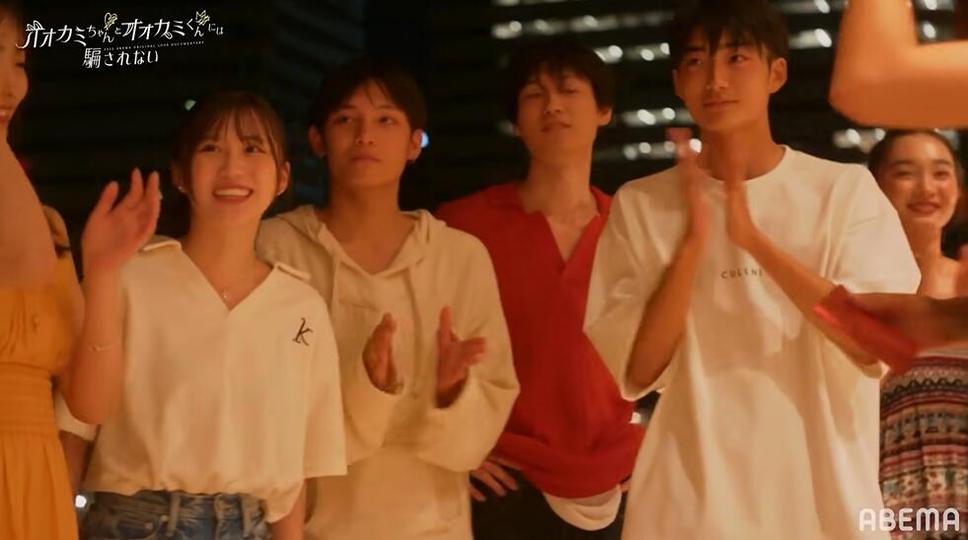 策略大考验，狼君挑战最强女高中生——《别被狼酱所欺骗》