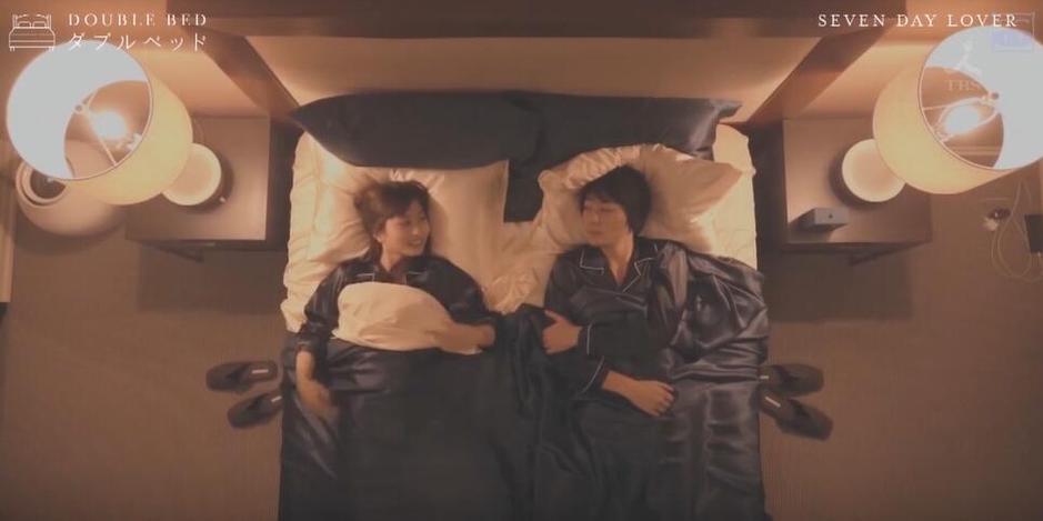 双人床 直击同居情感变化!恋人还是朋友?《双人床》综艺第一季德井带你看遍浪漫九州
